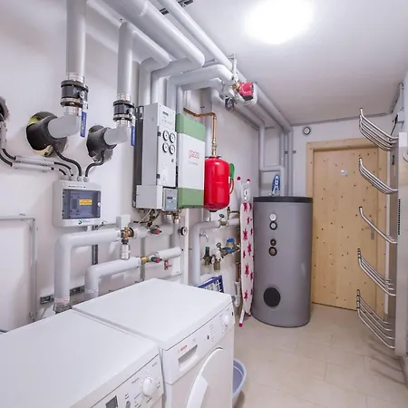 Alpesi faház In Koenigsleiten Near Lift